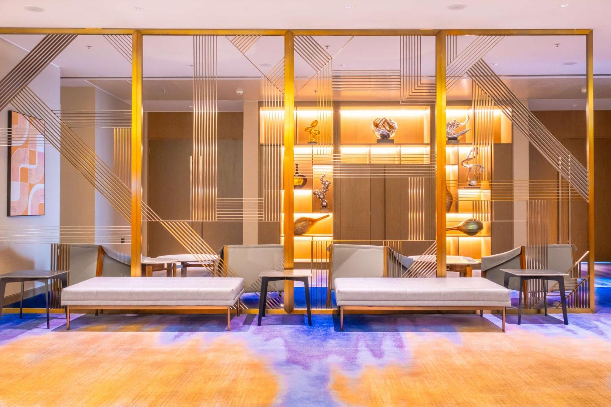 Hilton Kinshasa Hotel Buitenkant foto