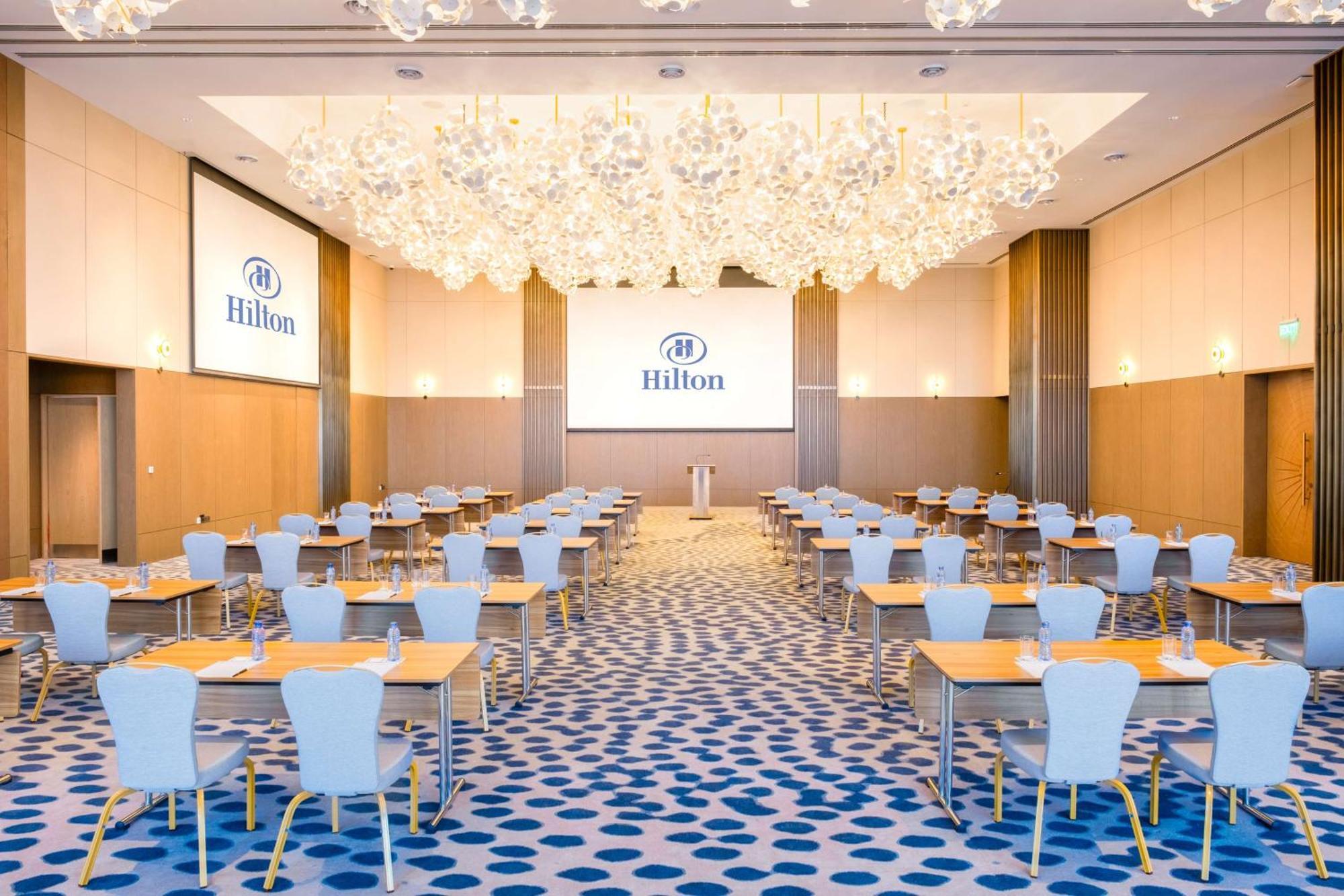 Hilton Kinshasa Hotel Buitenkant foto