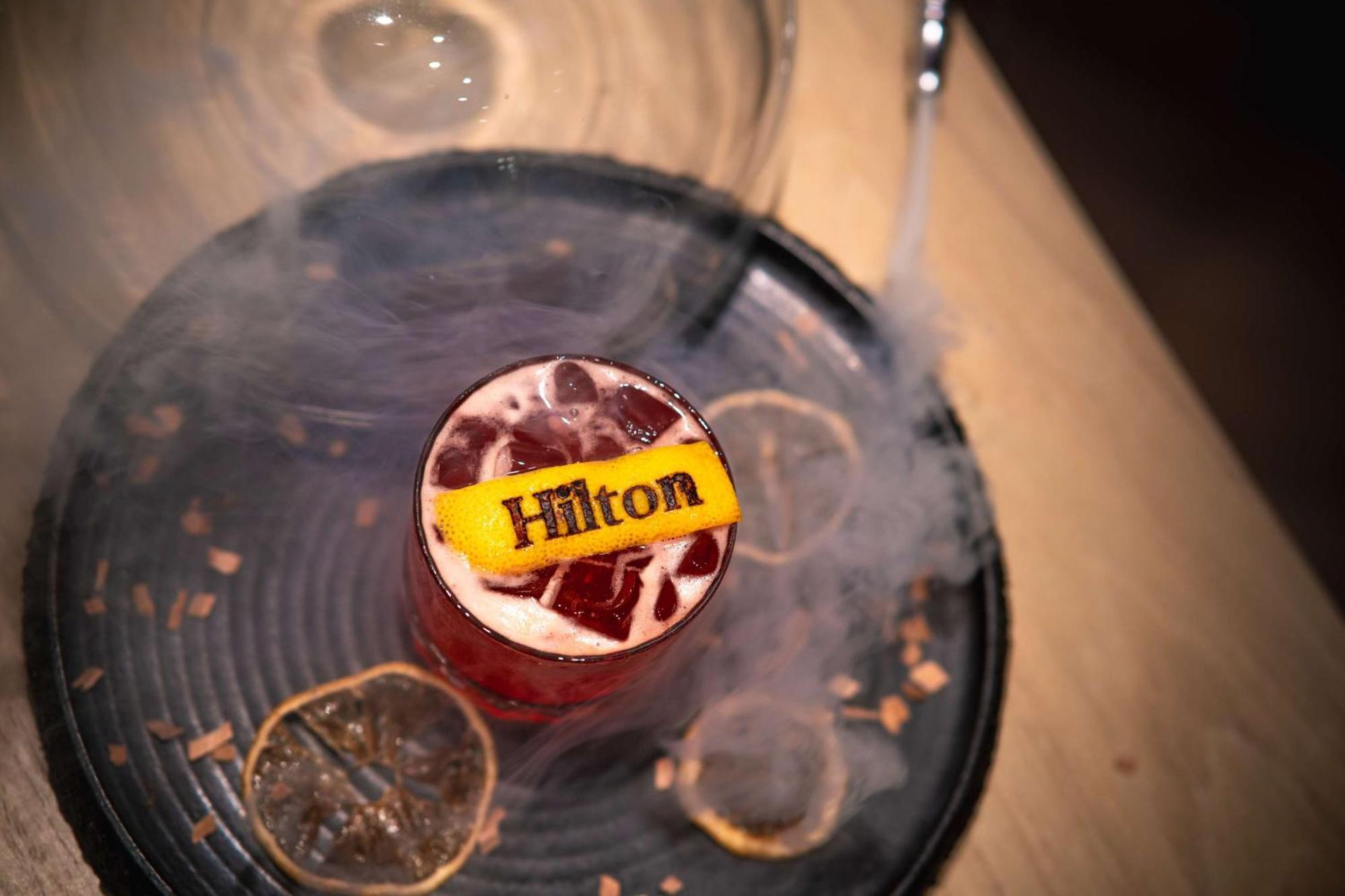 Hilton Kinshasa Hotel Buitenkant foto